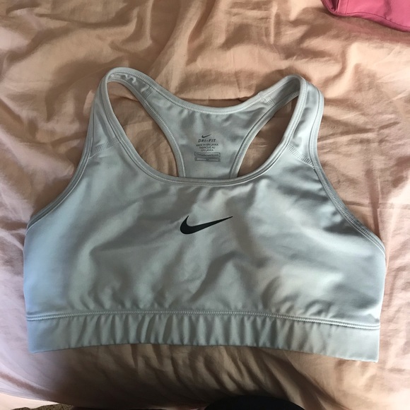 White Nike sports bra - Picture 1 of 3